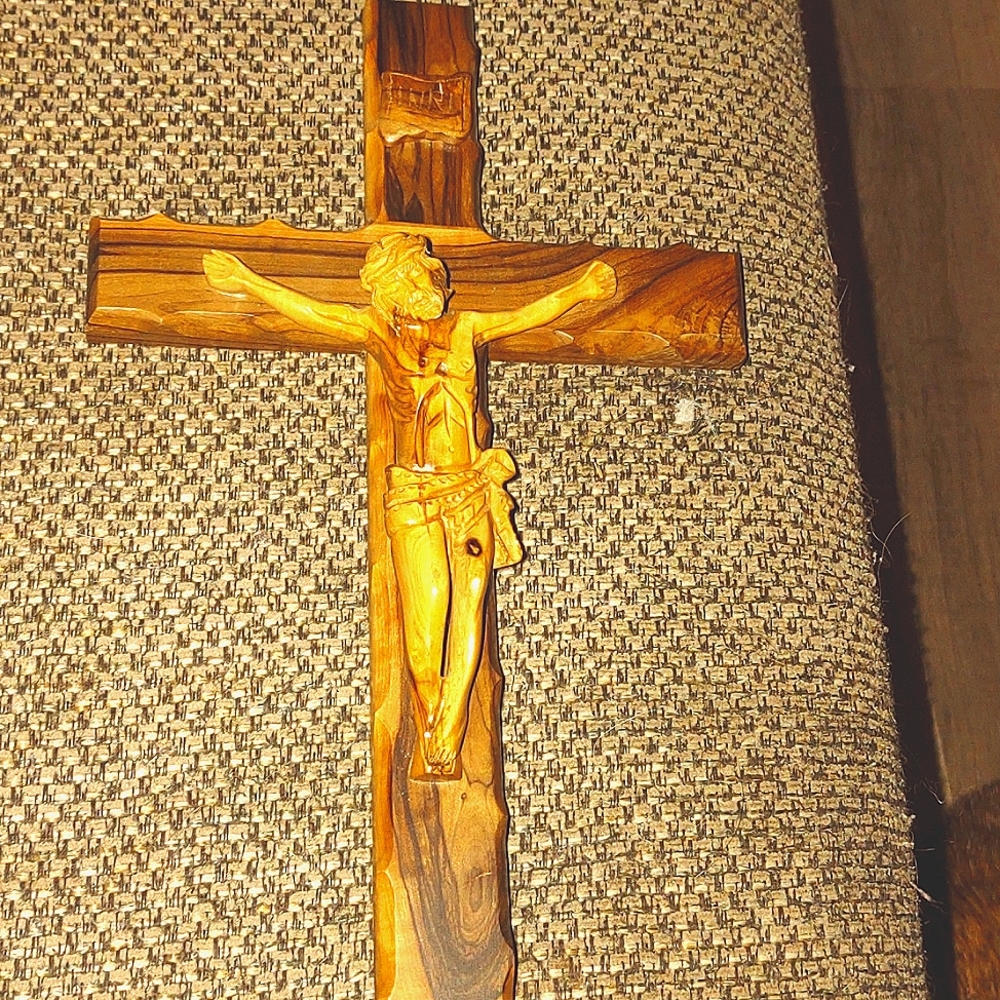 Authentic crucifix made in Bethlehem with olive wood the details are so beautifu